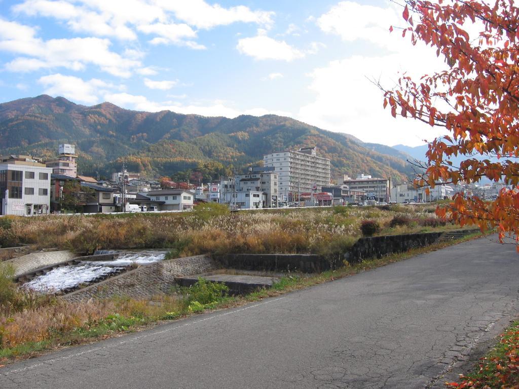 Yudanaka Yasuragi Hotel Yamanouchi  Eksteriør billede